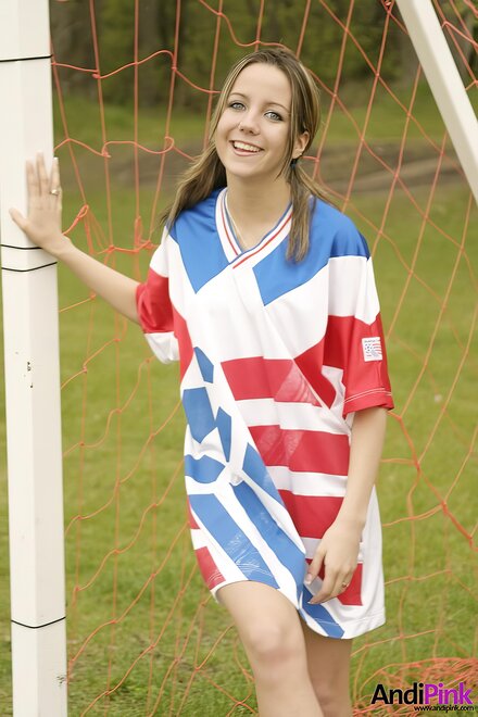 enlarge-CorkladLeon - Andi Pink - 0014 - 7-014-enlarge