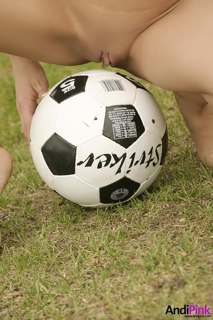 enlarge-CorkladLeon - Andi Pink - 0164 - 7-164-enlarge