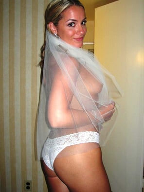 foto amateur brides and lingerie (115)
