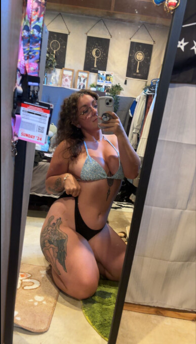 amateur photo Capture_2025_10_16_14_14_23_116