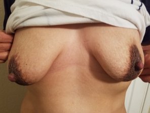 photo amateur My hard nipples are cold