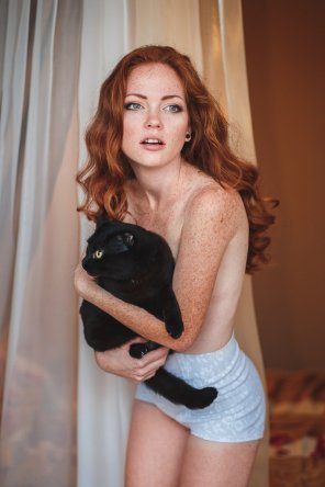 foto amatoriale Oksana Butovskaya and her cat