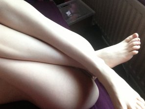 photo amateur [F] Legs you to the subreddit ðŸ’• / My links in profile