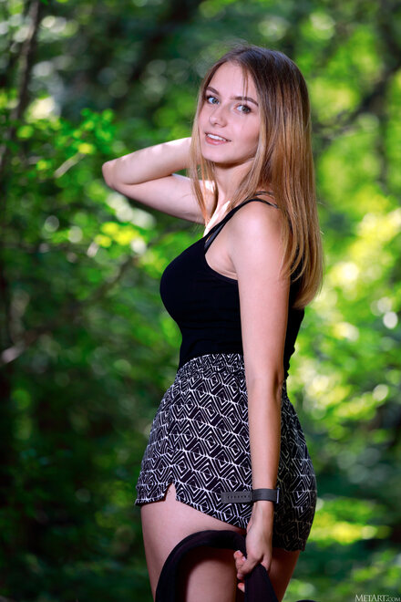 MetArt_Nude-Walk_Dakota-Pink_high_0007