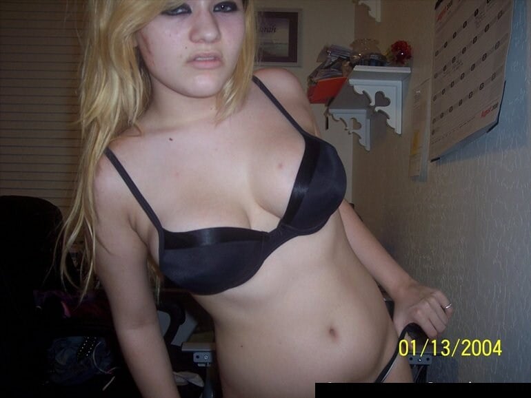 (363) [1600x1200] nude