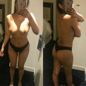 amateurfoto Alone in a Hotel [F]or the Night