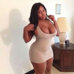 foto amadora Thick, juicy, and stacked