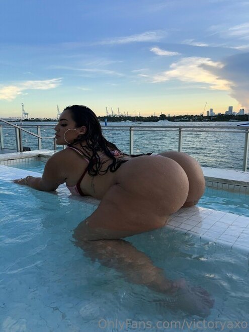 3024x4032_b14f165506cc6acec587c3df359e857d977a2bc3fb0a56f3.md