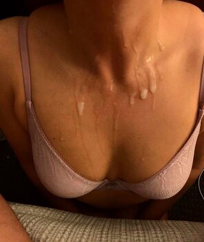 foto amadora I let him cum all over me. Who wants to add their load?