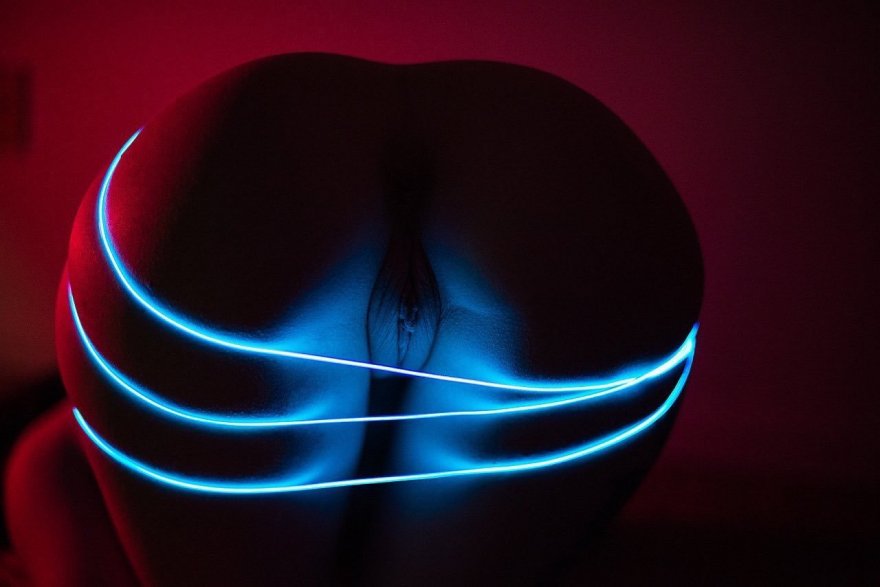 Neon Pussy nude