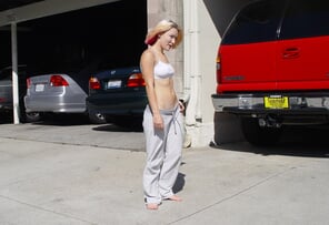 amateur pic Brandy Slavsky naked in public (126-1) (1)