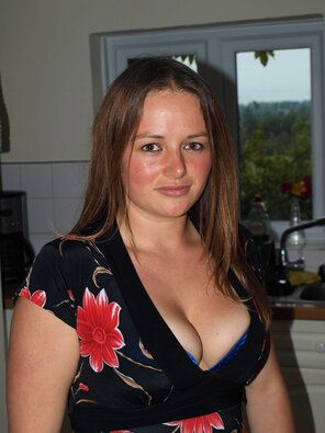 foto amateur Busty British Wife from Exeter