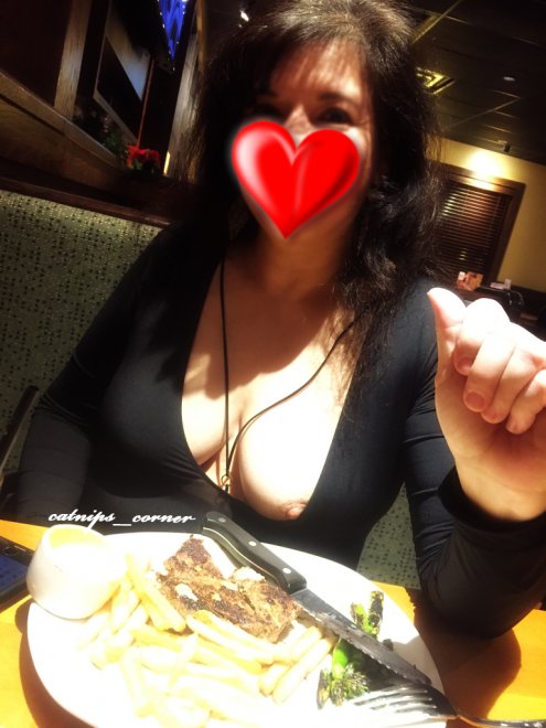 [F][47] Gone just a little wild at Outback