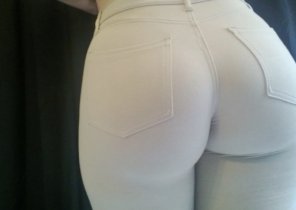 アマチュア写真 Tight White Jeans Like Body Paint