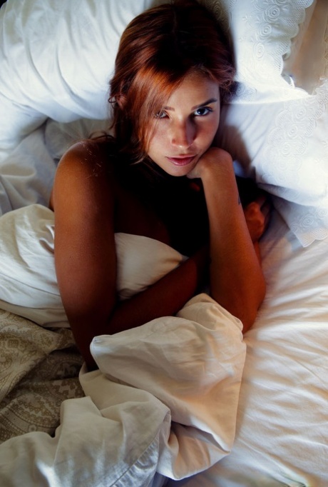 amateur photo 83847160_002_5f2a