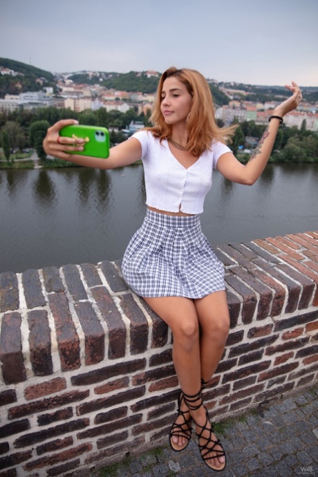 amateur photo 91277861_034_171d