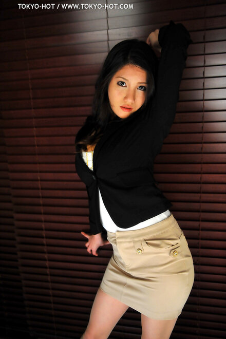 e429yayoi_kuroda0031