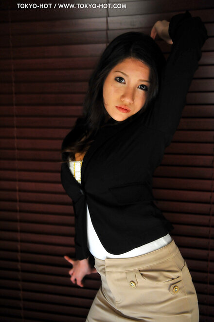 e429yayoi_kuroda0032