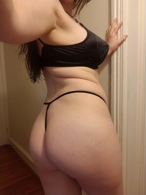 amateur pic [F][oc] heard I'd fit in just fine here