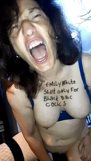 foto amatoriale EMILY ONLY BLACK COCK (73)-1