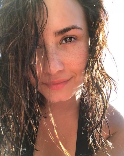 Demi Lovato and her perfect freckles