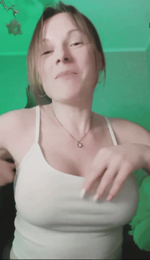 amateur photo ezgif-7248be288256b3