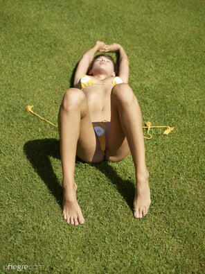アマチュア写真 anna-l-yellow-bikini-46-14000px