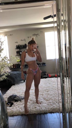 amateur pic Tianna Gregory