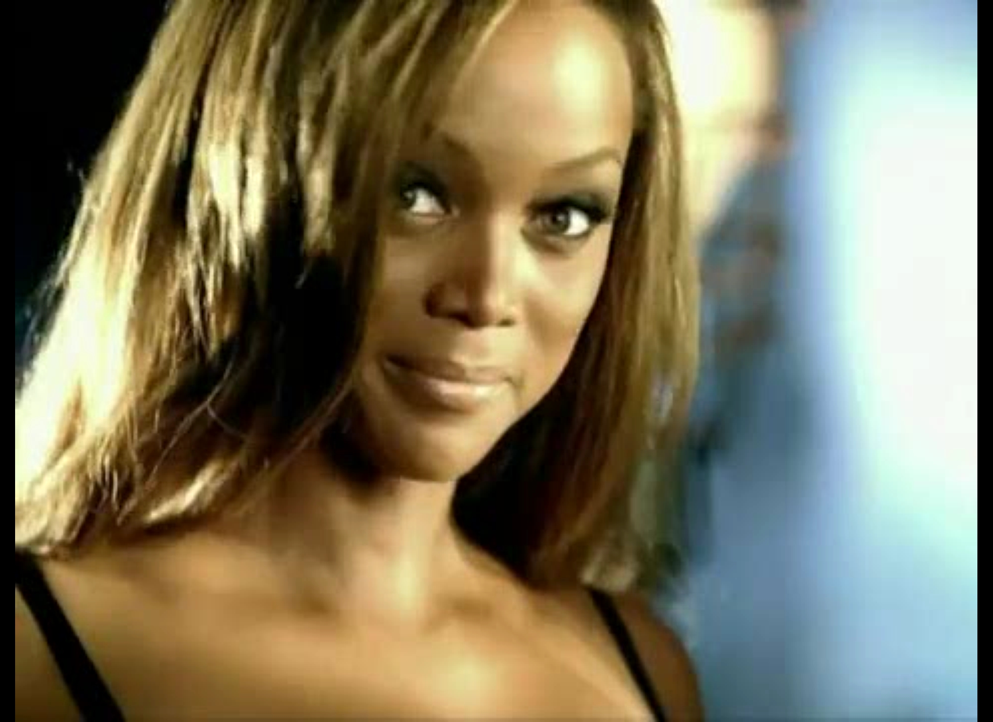 Tyra Banks • Victorias Secret Commercial 2003 000017 Porn Pic Eporner