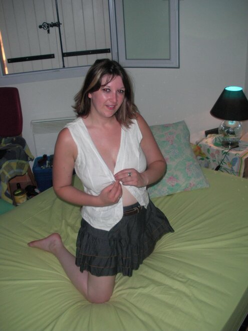 16895 (sixteen) [1600x1200]