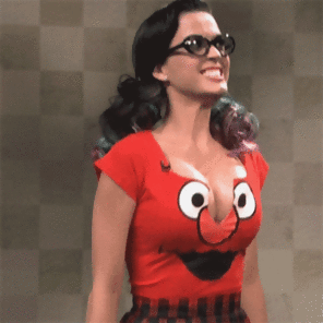 amateur photo Katy Perry in that Elmo shirt -- we all know which one I'm talking about
