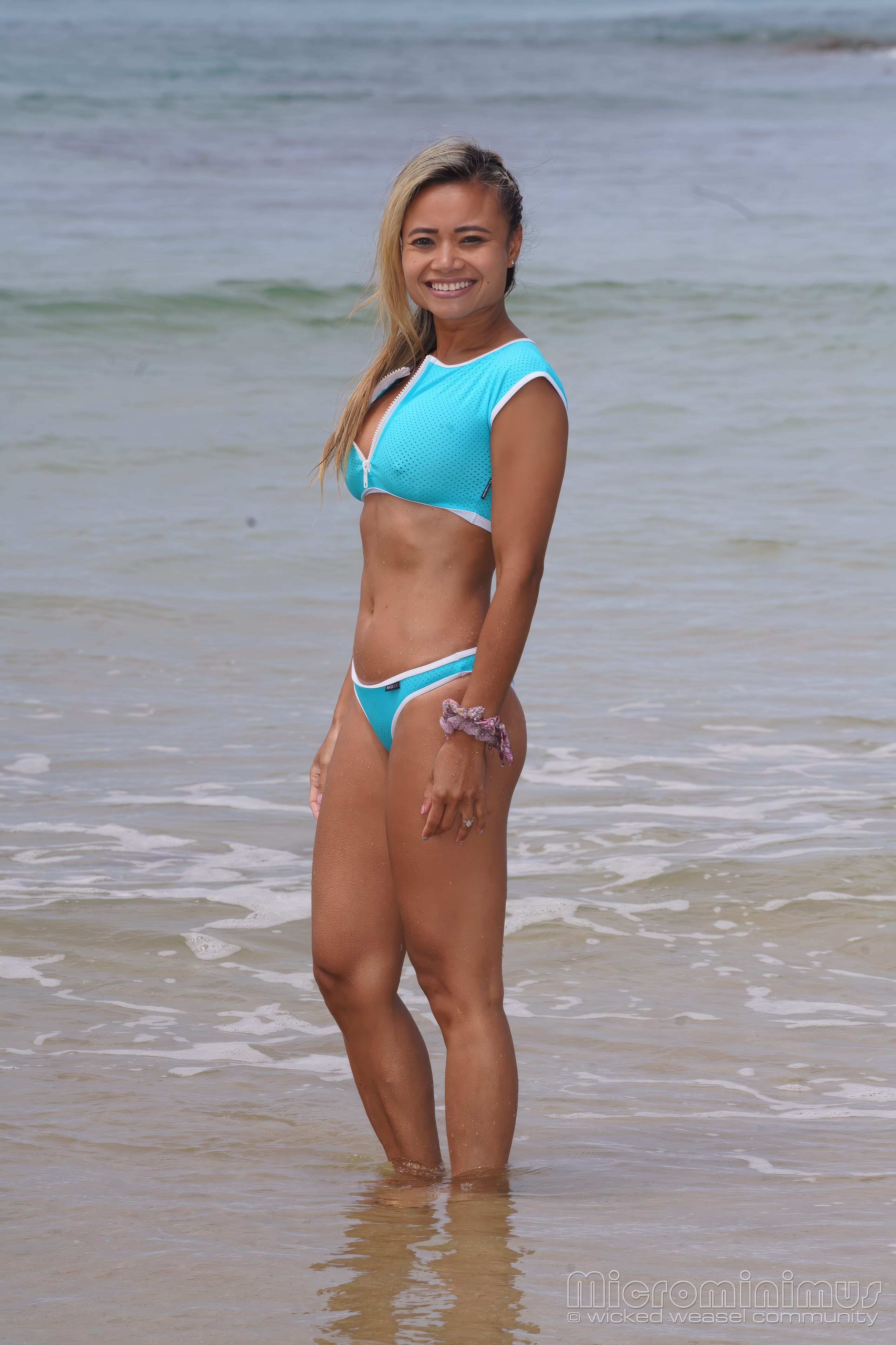 amateur photo Beach Day 127-topaz-faceai-enhance-1.8x
