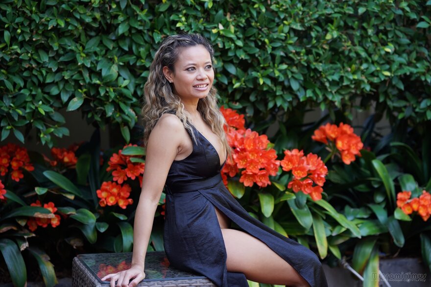 Black dress 146-topaz-faceai-enhance-1.8x