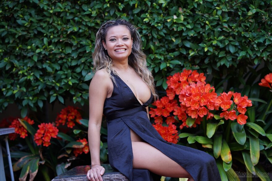 Black dress 150-topaz-faceai-enhance-1.8x