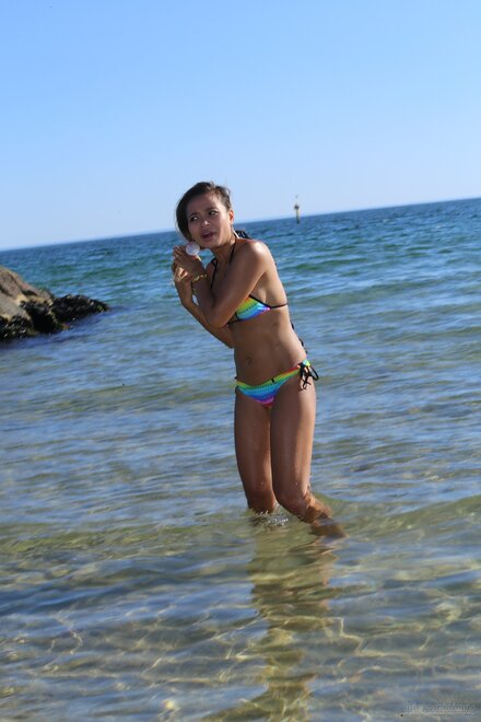 Rainbow 378-topaz-sharpen-faceai nude