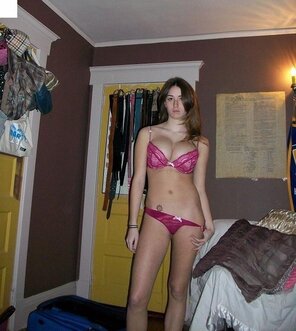 photo amateur panties-thongs-underwear-32758