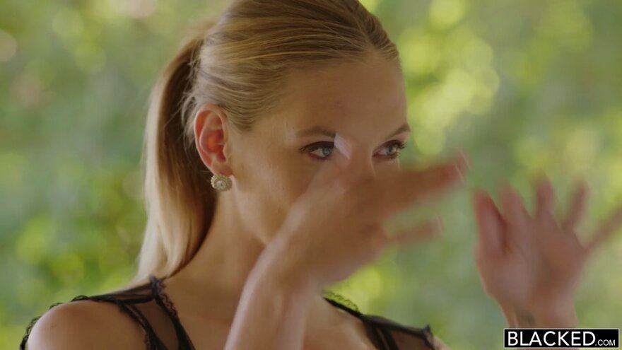 mona-wales-squad-goals_720p.mp4_20240904020308_0009