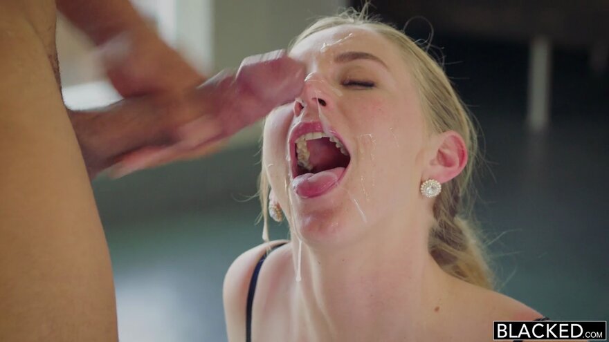 mona-wales-squad-goals_720p.mp4_20240904020308_0500