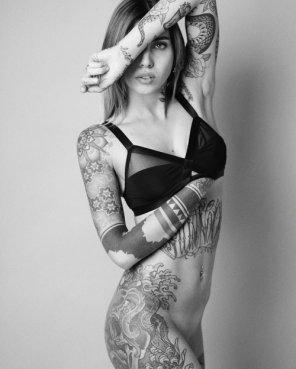zdjęcie amatorskie Shoulder Tattoo Arm Photo shoot Beauty 