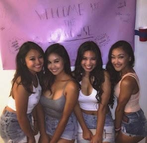 zdjęcie amatorskie How do I join one of them Asian sororities?