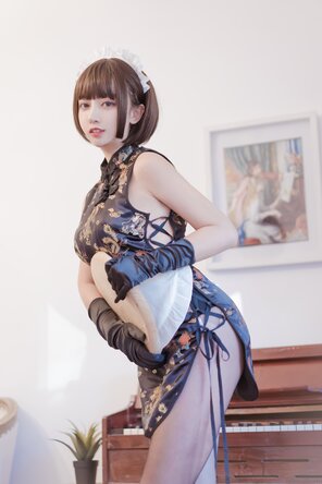 photo amateur Mixian Sama (过期米线线喵) - 黑丝旗袍 (2)