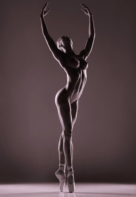 Ballerina's Grace nude