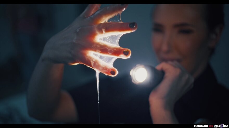 CASEY CALVERT PIC282