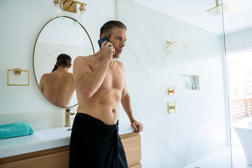 CASEY CALVERT PIC358