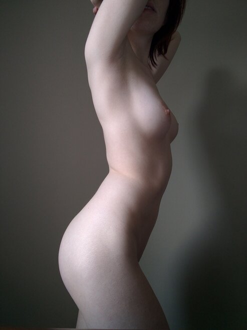 1 (39) nude