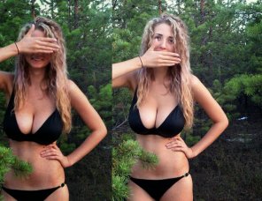 photo amateur Very busty blonde in the forest