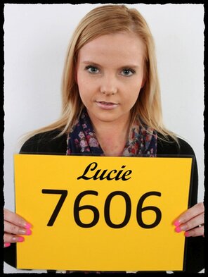 7606 Lucie (1)