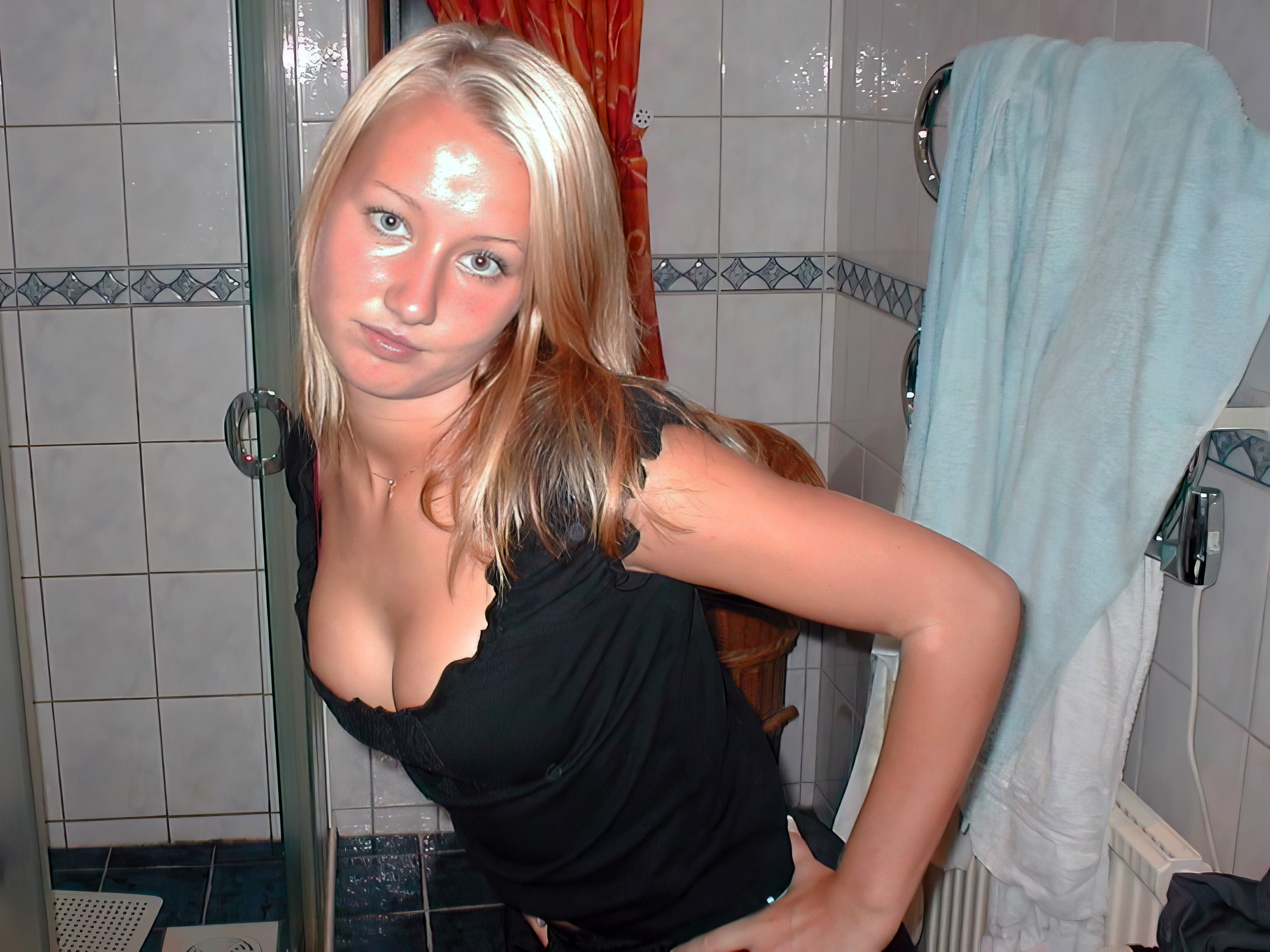 amateur photo 2023808-img-1-nude-mega