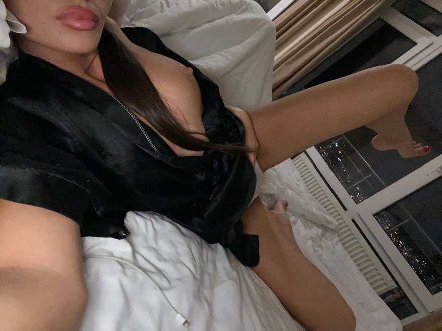 5310139695117742758_121-9xeUAymE