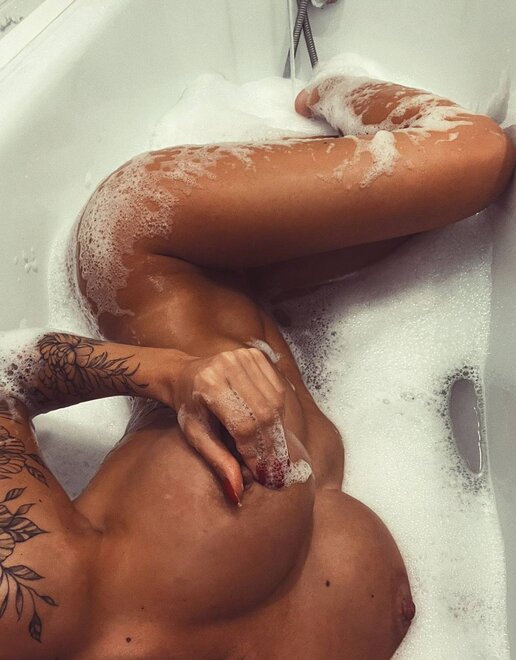 5366120049745705376_121-Q0JbjQ4N